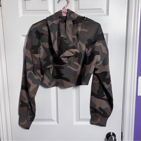 Camou short hoodie - Picture 2 of 3